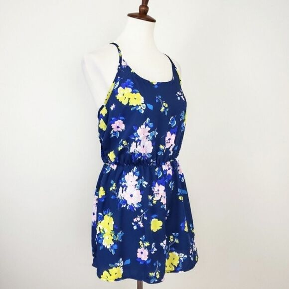 City Streets Floral Print Romper - Picture 4 of 13